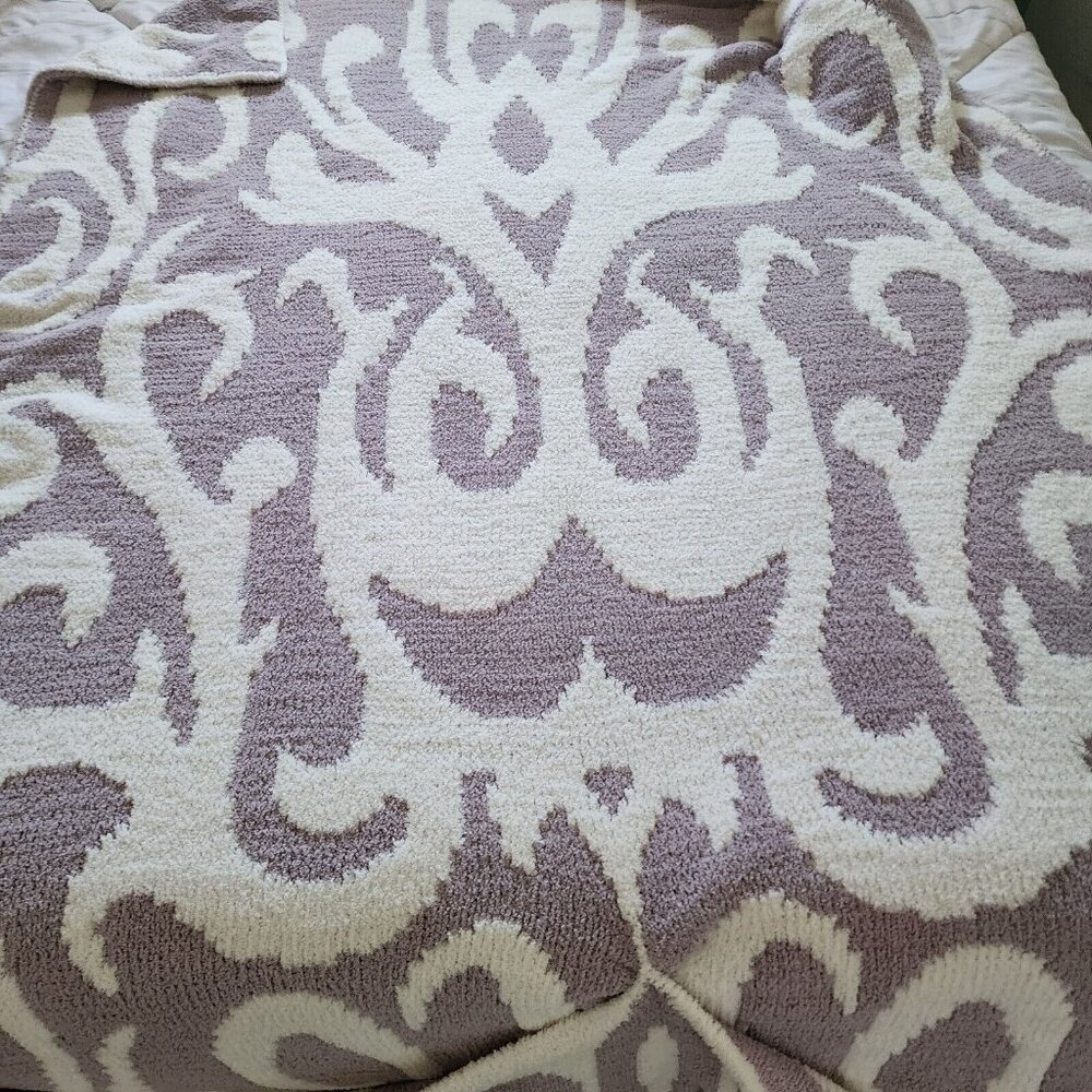 Sunday Citizen Fleece Throw Blanket
